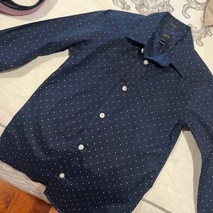 Ludlow suiting crewcuts size 4-5 navy blue with white polkadot button-down